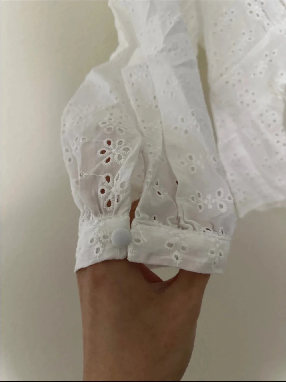 Zara White Eyelet V-Neck Peplum Blouse